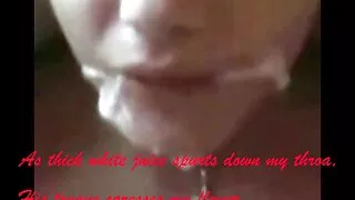 चूसा केटी बिल्ली आउटडोर मा एक हार्ड कुखुरा छ
