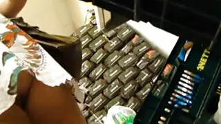 मालिक ठूलो गधा संग गडबड गोरा