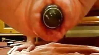 एक फिटबल बल द्वारा भोक कुतिया गडबड