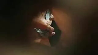 सुन्दर पोशाक मा केटी आफ्नो anx गर्न आत्मसमर्पण